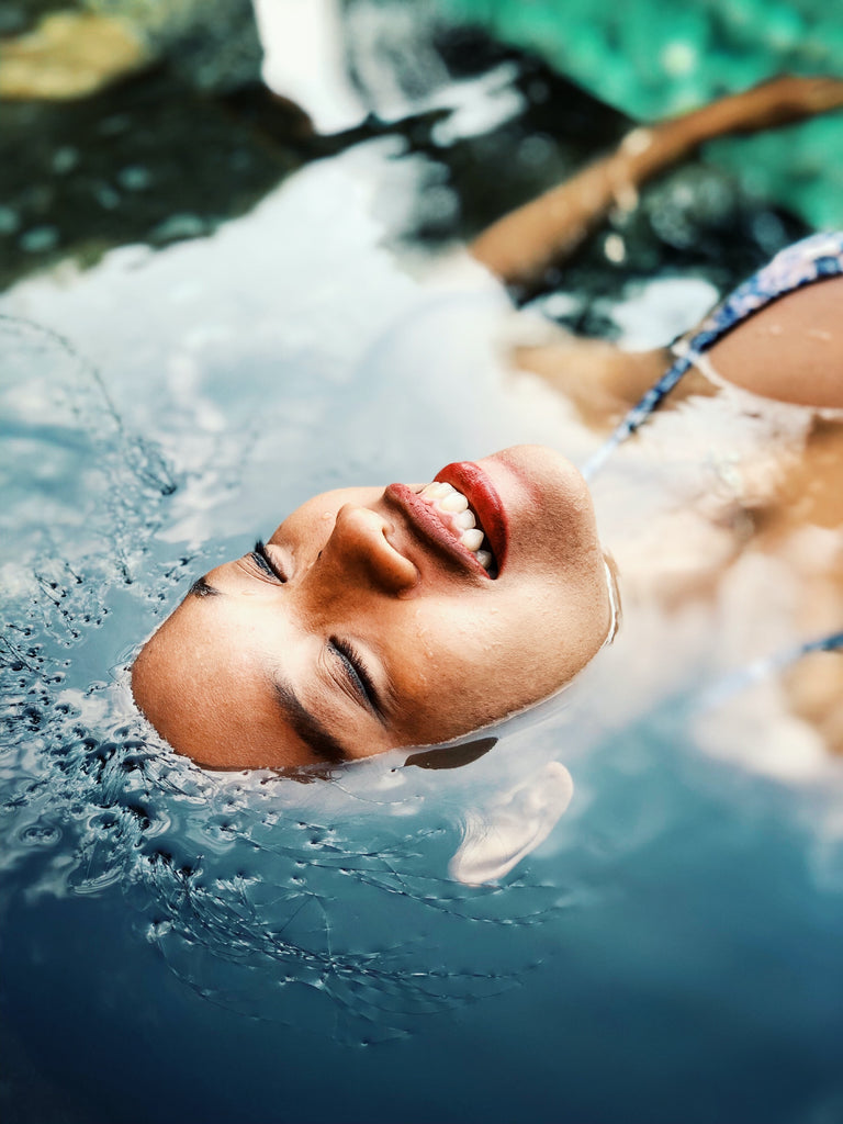 The Liquid Symphony: How Drinking Water Serenades Your Dry Skin